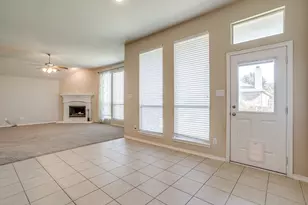 6 Beechcreek Dr, Edgecliff Village, TX 76134 - Photo 9