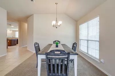 6 Beechcreek Drive, Edgecliff Village, TX 76134 - Photo 5