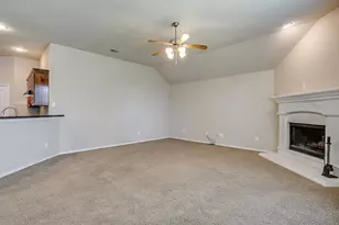 6 Beechcreek Dr, Edgecliff Village, TX 76134 - Photo 13