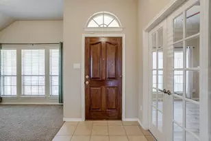 6 Beechcreek Dr, Edgecliff Village, TX 76134 - Photo 3