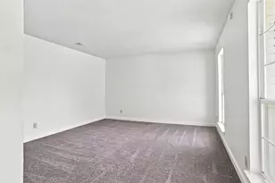 4138 Scotland Dr, Grand Prairie, TX 75052 - Photo 3