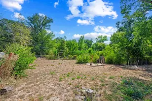 2708 Burchill Rd S, Fort Worth, TX 76105 - Photo 7