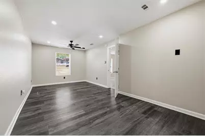 2708 Burchill Road S, Fort Worth, TX 76105 - Photo 21