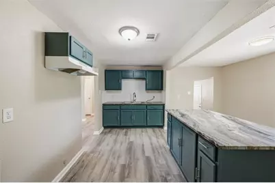 2708 Burchill Road S, Fort Worth, TX 76105 - Photo 13