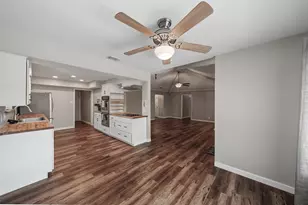 2029 Normandy Dr, Hurst, TX 76054 - Photo 11