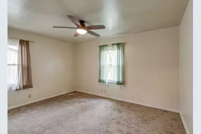 210 E Daugherty Drive, Garland, TX 75041 - Photo 17