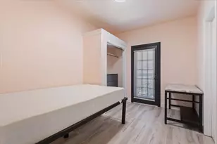 2410 S 2nd St, Waco, TX 76706 - Photo 25