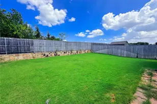 6423 Graceland Dr, Greenville, TX 75402 - Photo 17