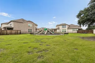 9901 Schramm St, Irving, TX 75063 - Photo 29