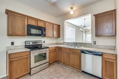 10721 Traymore Drive, Fort Worth, TX 76244 - Photo 11