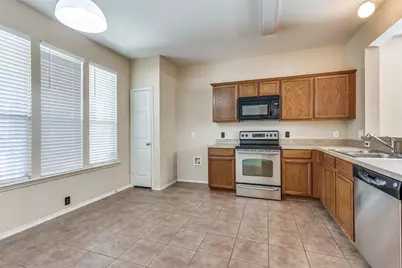 10721 Traymore Drive, Fort Worth, TX 76244 - Photo 9