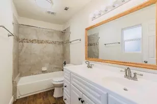 413 Oxford Dr, Sherman, TX 75092 - Photo 5