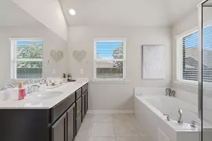 10233 Long Branch Dr, McKinney, TX 75071 - Photo 13