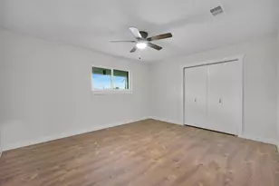 7401 Trimble Dr, Fort Worth, TX 76134 - Photo 15