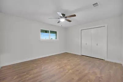 7401 Trimble Drive, Fort Worth, TX 76134 - Photo 15