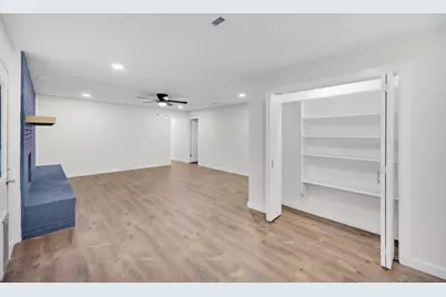 7401 Trimble Drive, Fort Worth, TX 76134 - Photo 11