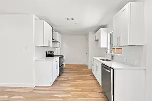 3243 Mayhew Dr, Dallas, TX 75228 - Photo 5