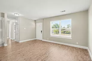 6705 Yosemite Dr, Fort Worth, TX 76112 - Photo 5