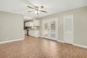 6705 Yosemite Dr, Fort Worth, TX 76112 - Photo 7