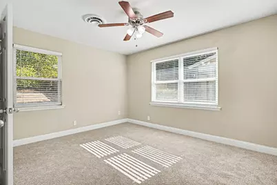 6705 Yosemite Drive, Fort Worth, TX 76112 - Photo 9