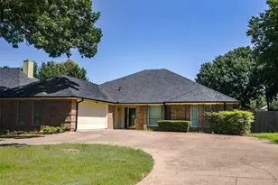 1123 Shady Oak Trail, Mansfield, TX 76063 - Photo 1