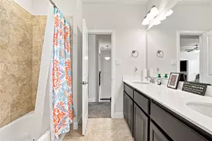 8121 Loretta Day Dr, Arlington, TX 76002 - Photo 29