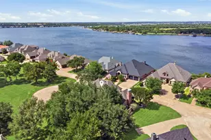 4201 Bluff View Dr, Granbury, TX 76048 - Photo 7
