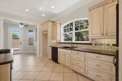 4201 Bluff View Drive, Granbury, TX 76048 - Photo 17