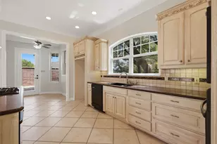 4201 Bluff View Dr, Granbury, TX 76048 - Photo 17