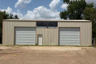 927 Main St, Sulphur Springs, TX 75482 - Photo 1