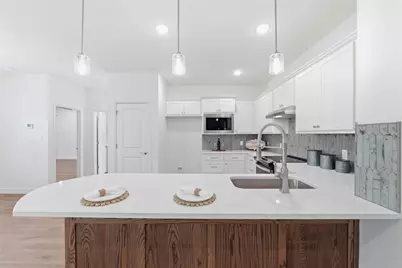 206 E Ewell Street, Granbury, TX 76048 - Photo 7