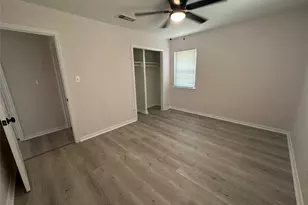 1000 Harris Dr, Euless, TX 76039 - Photo 15