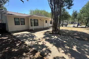 1000 Harris Dr, Euless, TX 76039 - Photo 3