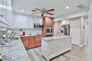 718 Green Valley Dr, Abilene, TX 79601 - Photo 7