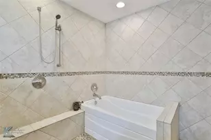 718 Green Valley Dr, Abilene, TX 79601 - Photo 19