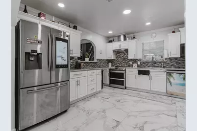 500 Oakwood Drive, Euless, TX 76040 - Photo 11