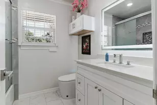 500 Oakwood Dr, Euless, TX 76040 - Photo 13