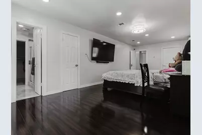 500 Oakwood Drive, Euless, TX 76040 - Photo 21