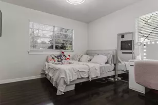 500 Oakwood Dr, Euless, TX 76040 - Photo 15