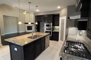 9920 Pikes Peak Pl, Little Elm, TX 75068 - Photo 7