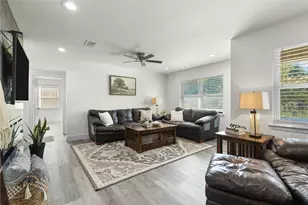 13640 Janwood Ln, Farmers Branch, TX 75234 - Photo 7