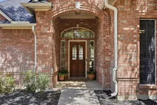156 S Fork Dr, Hudson Oaks, TX 76087 - Photo 3