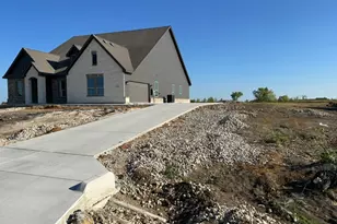 240 Horizon Rd, Valley View, TX 76272 - Photo 3
