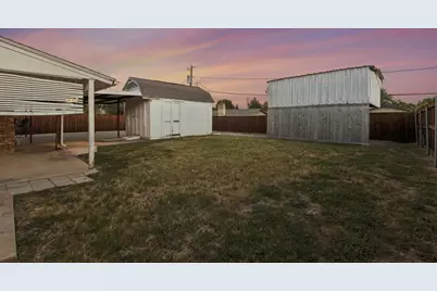 6640 Pleasant Ridge Drive, North Richland Hills, TX 76180 - Photo 25