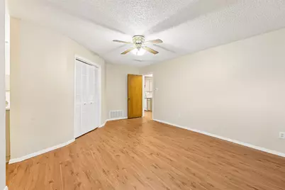 6640 Pleasant Ridge Drive, North Richland Hills, TX 76180 - Photo 15