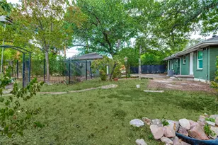 3161 Waldrop Dr, Dallas, TX 75229 - Photo 25