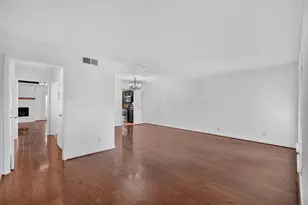 10526 Ravenscroft Dr, Dallas, TX 75230 - Photo 11