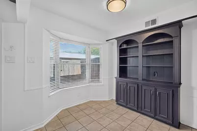 10526 Ravenscroft Drive, Dallas, TX 75230 - Photo 5