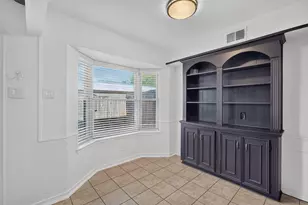 10526 Ravenscroft Dr, Dallas, TX 75230 - Photo 5