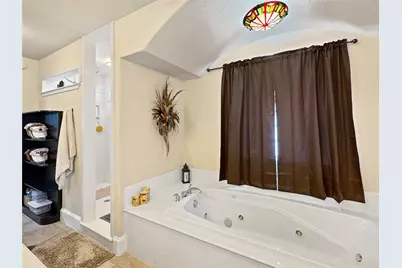 7205 Muirfield Drive, Cleburne, TX 76033 - Photo 23